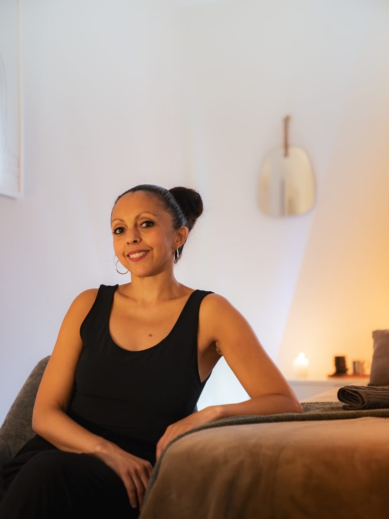Portrait de Rachel Pache, thérapeute en massage agréée ASCA à Genève